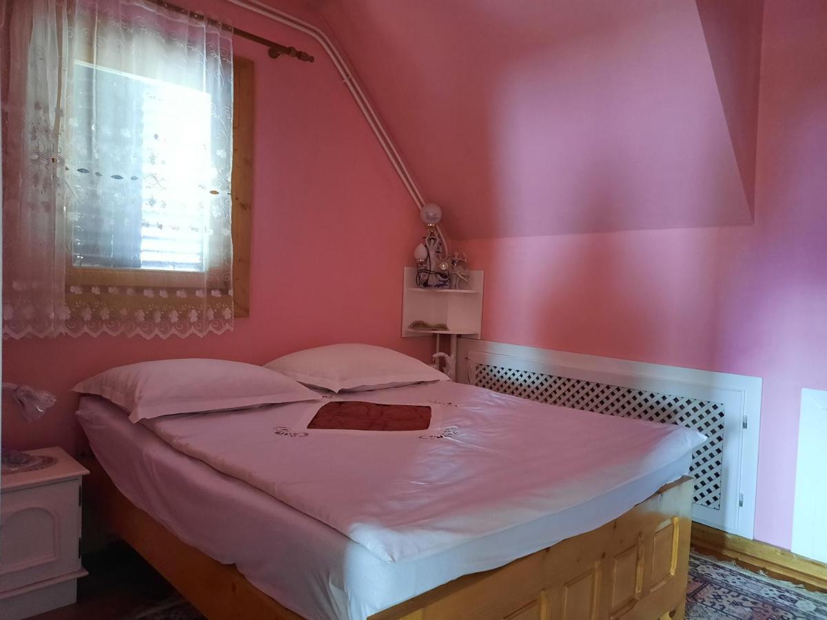 Antal Apartmans Lunca De Sus Kulcsoshaz Gyimesfelsolok Hotel Екстериор снимка